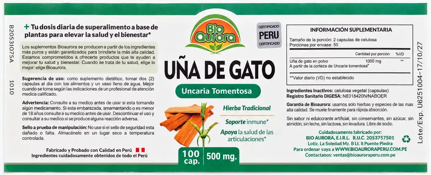 Etykieta kapsułek Uña de Gato (Uncaria tomentosa) z Peru, opisana po hiszpańsku, z numerem rejestracji sanitarnej DIGESA